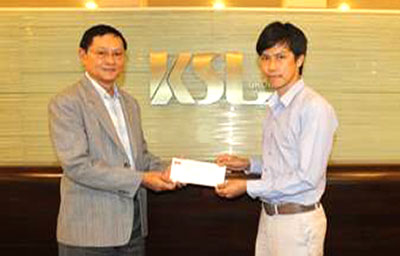มอบทุนการศึกษาให้กับวิทยาลัยโพธิวิชชาลัย