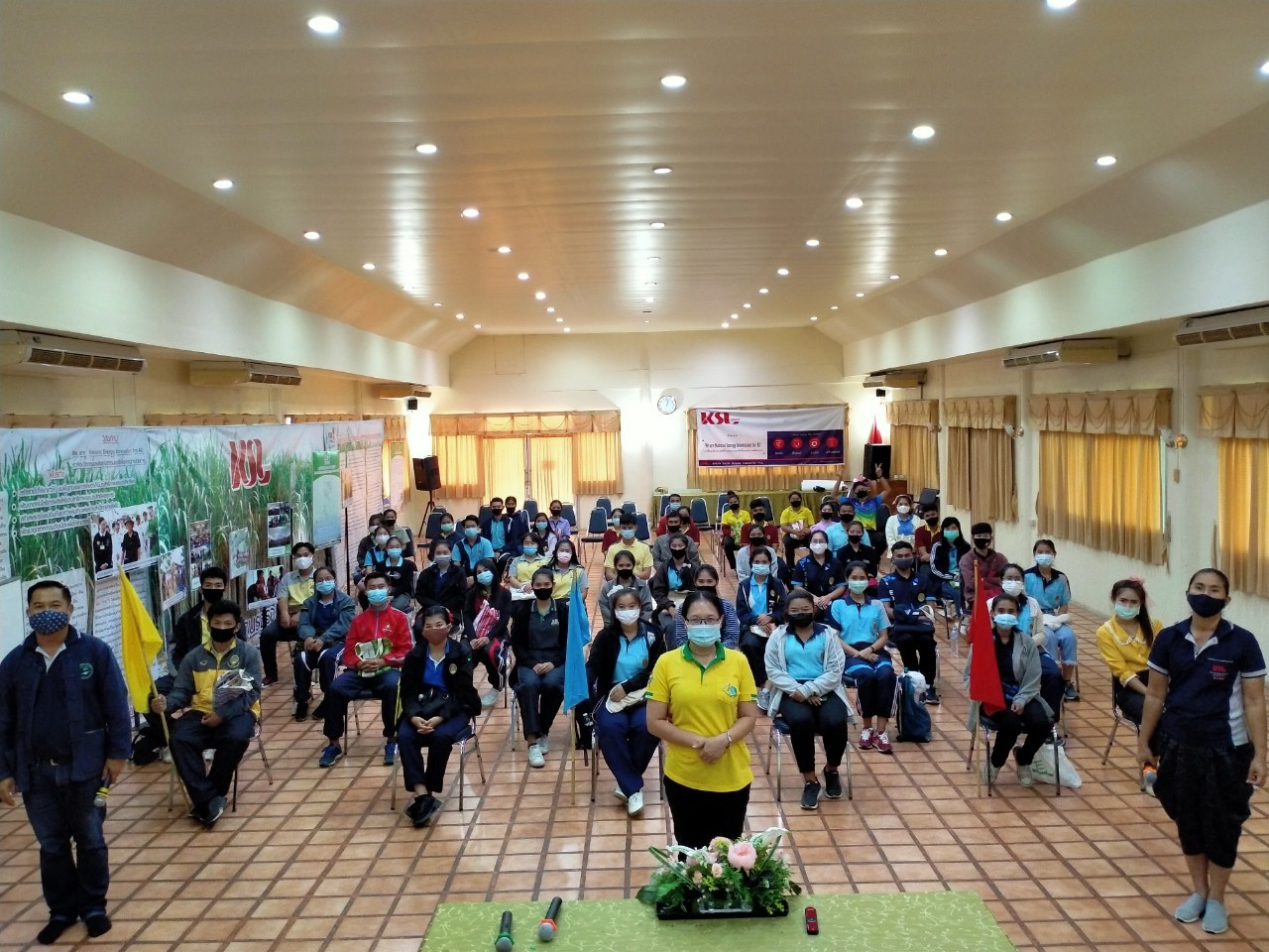 ศูนย์กสิกรรมธรรมชาติ เคเอสแอล ริเวอร์แคว จ.กาญจนบุรี ต้อนรับนักศึกษาคณะครุศาสตร์ มหาวิทยาลัยราชภัฏกาญจนบุรี เข้าเยี่ยมศึกษาดูงานฐานเรียนรู้เศรษฐกิจพอเพียง