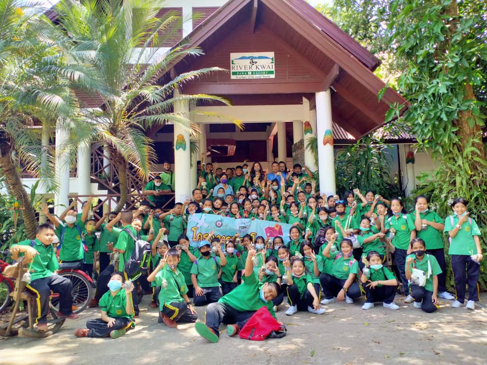 ศูนย์กสิกรรมธรรมชาติ เคเอสแอล ริเวอร์แคว จ.กาญจนบุรี ต้อนรับคณะนักเรียนจากโรงเรียนเทศบาล 3 เทศบาลกาญจนบุรี สำหรับการให้ความรู้ด้านเกษตรกรรม